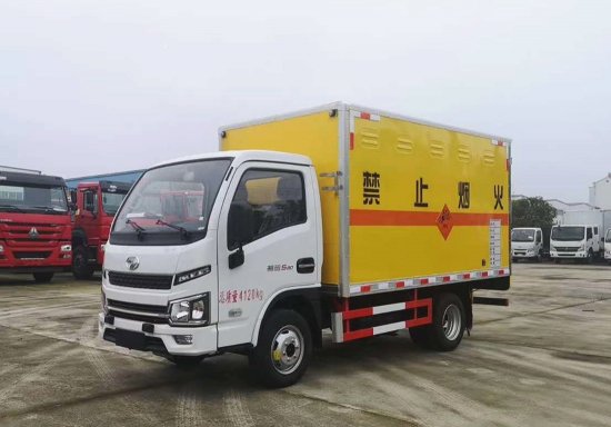 跃进3米货厢爆破器材运输车